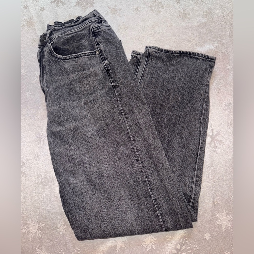 American Eagle Outfitters Gray Straight Leg Jeans with Distressed